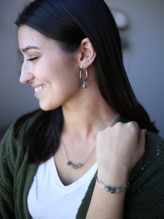 Paperclip Gemstone Bracelet - Labradorite / Transformation