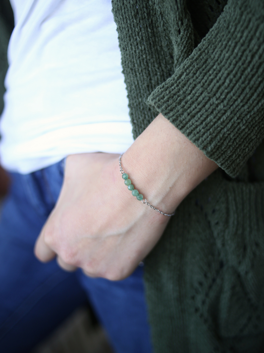 Dainty Gemstone Bracelet - Green Aventurine / Focus