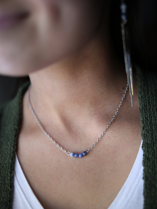 Dainty Affirmation Necklace - Sodalite / Creativity